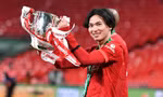 Liverpool bán đứt ngôi sao người Nhật Bản, thu lời gấp đôi