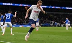 Harry Kane phá kỷ lục ghi bàn của Thierry Henry