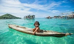 ‘Cuộc sống thiên đường’ trên biển của trẻ em bộ tộc Bajau