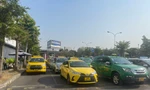 Kiến nghị taxi được vào thẳng sân bay Tân Sơn Nhất đón khách