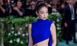 Mất 200 giờ để tạo ra chiếc váy cho Jennie (BlackPink)