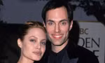 Người khiến Angelina Jolie bất hòa với Brad Pitt 