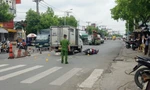 Tai nạn liên hoàn giữa ô tô tải, xe máy và người đi bộ, một phụ nữ tử vong