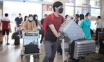 Hình ảnh 'điểm nóng' sân bay Tân Sơn Nhất trước cao điểm Tết 