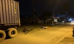 Va chạm xe đầu kéo, hai người đi xe máy tử vong trong đêm