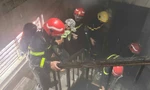 Cứu 12 người thoát khỏi đám cháy nhà 4 tầng ở TPHCM