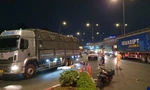 Va chạm xe tải với xe máy ở ngã tư 'tử thần', 2 người tử vong