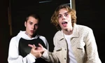 Tân binh 17 tuổi song ca cùng Justin Bieber, vượt mặt Olivia Rodrigo giành No.1 Billboard