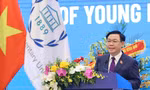 Chủ tịch Quốc hội: 'Tương lai không đơn thuần chỉ là đường kéo dài của quá khứ'