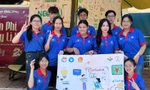 Sôi nổi những gian hàng tình nguyện của thanh niên