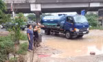 Đường đầy 'ổ voi, ổ gà' ở Hà Nội hành dân 3 năm không ai xử lý
