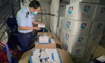 TPHCM: Thu giữ hơn 70.000 bộ kit test và thuốc điều trị COVID-19 nhập lậu 
