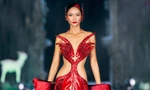 Hoa hậu H’Hen Niê diễn vedette với thần thái quyền lực nhưng body ‘căng đét’ mới gây ấn tượng mạnh