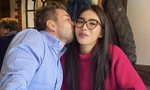 Đi ngược với số đông, nữ siêu mẫu đình đám của làng thời trang Minh Tú cầu hôn bạn trai Tây, được netizen chúc mừng