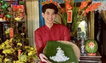 Ấn tượng với mứt Tết được nhà thiết kế Nguyễn Minh Công biến hóa thành thời trang ‘có một không hai’
