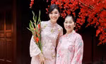 Siêu mẫu Minh Tú dành trọn Tết 2024 cho gia đình, đi cùng 'người đặc biệt' xin chữ đầu Xuân