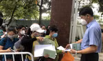 Không ít công nhân chọn làm việc theo thời vụ để chờ rút BHXH một lần ảnh: U.P