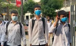 Thí sinh dự thi tốt nghiệp THPT 2020 tại Hà Nội trong bối cảnh có dịch COVID-19 Ảnh: Nguyễn Hà 