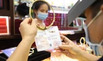 Chuyên gia cho rằng, vàng trong nước ngày càng đắt đỏ vì nguồn cung khan hiếm Ảnh: Như Ý 