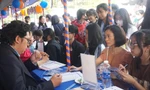Thí sinh phụ huynh tham gia tư vấn tuyển sinh tại TPHCM ảnh minh họa: Nguyễn Dũng