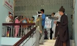 Tố bác sĩ tắc trách, người nhà làm náo loạn Trung tâm y tế để lễ 'trục vong'
