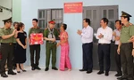 Bạc Liêu trao 700 căn nhà kiên cố cho hộ nghèo, cận nghèo