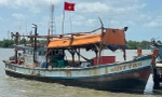 Tịch thu giấy phép hoạt động 7 tàu cá giấu thiết bị giám sát hành trình