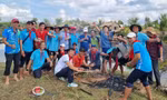Hành trình Khăn hồng vì đàn em tại Cà Mau