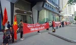 Nhiều khu chung cư căng băng rôn phản đối chủ đầu tư