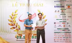 Trao giải cho các golfer xuất sắc của Giải golf Swing for the Kids lần thứ 16