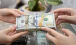 Khối ngoại 'đua' bán ròng, tỷ giá USD có bị ảnh hưởng?