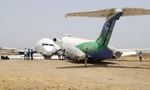 Máy bay 'vỡ vụn' sau vụ đâm va kinh hoàng trên đường băng