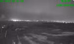 Video cho thấy khói bốc lên sau khi các vụ nổ được nghe thấy gần thành phố Mariupol ở miền đông Ukraine. Nguồn: Daily Mail.