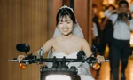 Đam mê tốc độ, cô dâu TP.HCM lái xe 1.800 phân khối vào lễ đường