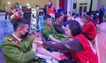 Cán bộ, chiến sỹ công an tỉnh Thanh Hóa hưởng ứng, hiến máu tại ngày hội Chủ nhật Đỏ