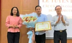 Khen thưởng hai thanh niên cứu người phụ nữ chới với giữa sông