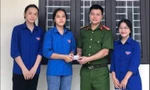 Đi tặng quà trung thu, 3 nữ sinh nhặt được tiền trả lại người đánh rơi