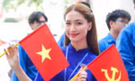 Hòa Minzy cùng 443 đại biểu được tuyên dương Thanh niên tiên tiến làm theo lời Bác lần thứ VIII năm 2025