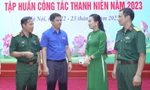 Trang bị cẩm nang cho cán bộ Đoàn cơ sở trong Quân đội