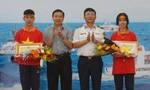 Nữ sinh lớp 8 giành giải nhất cuộc thi về biển, đảo quê hương