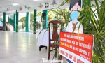 Đà Nẵng - Lễ khai giảng chỉ có thầy cô giáo, học trò ở nhà xem màn hình 
