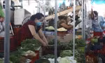 TPHCM mở lại chợ truyền thống: Tiểu thương nói gì về mặt hàng rau, củ tăng giá?