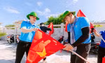 Thanh niên, sinh viên TPHCM hướng về biển đảo Tổ quốc