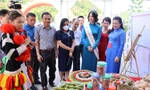 Thanh niên khởi nghiệp Hà Giang trưng bày, giới thiệu đặc sản độc lạ