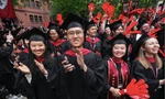 Các sinh viên ĐH Harvard tốt nghiệp ngày 29/5. (Ảnh: AP)
