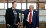 Ông Trump và tỷ phú Elon Musk trong một sự kiện vào tháng 10/2024. (Ảnh: AP)
