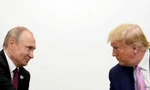 Ông Trump trong cuộc gặp Tổng thống Putin tại Osaka, Nhật Bản, năm 2019. (Ảnh: Reuters)