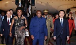 Tổng thống Burundi đến Hà Nội, bắt đầu chuyến thăm chính thức Việt Nam