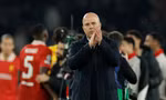 HLV Arne Slot thừa nhận Liverpool ăn may PSG 