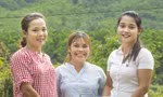 Những cán bộ xinh đẹp của thôn Ka Cú 2 ảnh: Văn Chương 